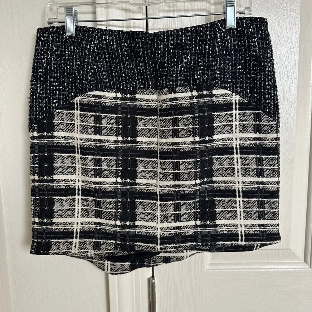 Marissa Webb Black & White‎ Mixed Tweed Asymmetrical Mini Skirt - Size 8